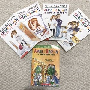 5 books of Amber Brown
